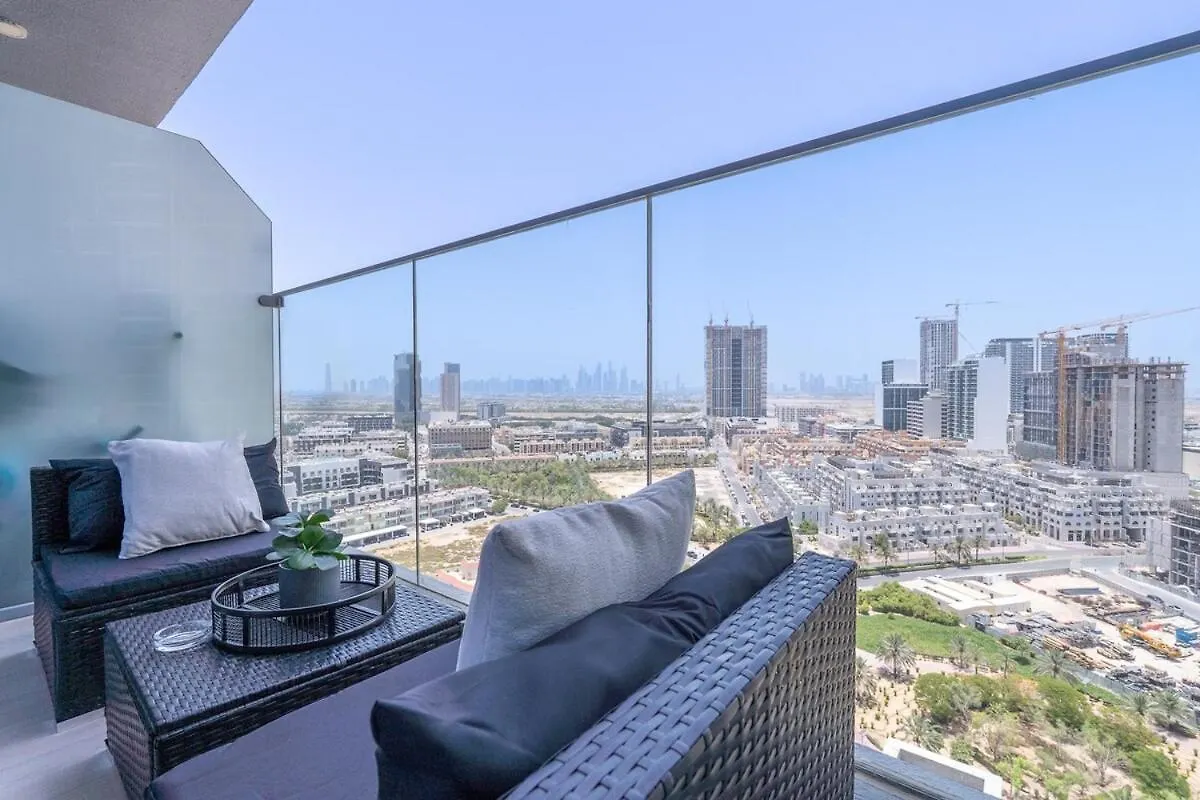 Elegant Studio Apartment With Skyline View In Jvc Дубай 0*,